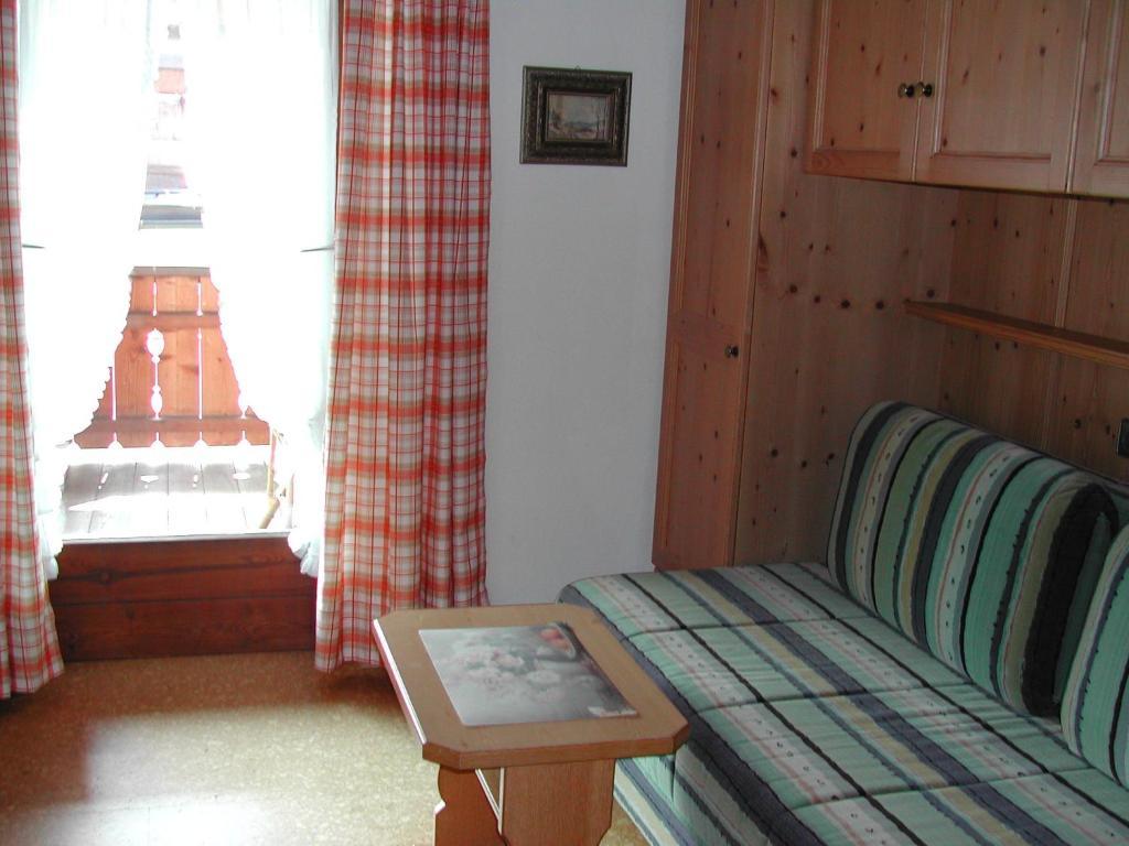 Haus Hubertus Apartment ไรท์อิมวิงเคอ ภายนอก รูปภาพ